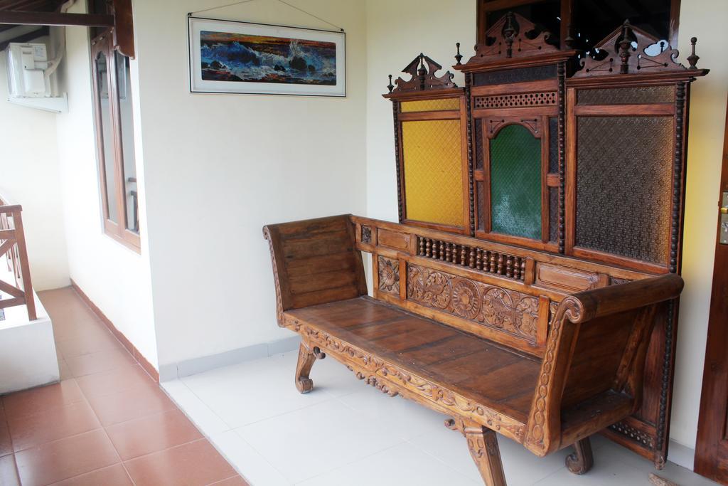 Griya Kedasih Guesthouse Джокьякарта Экстерьер фото